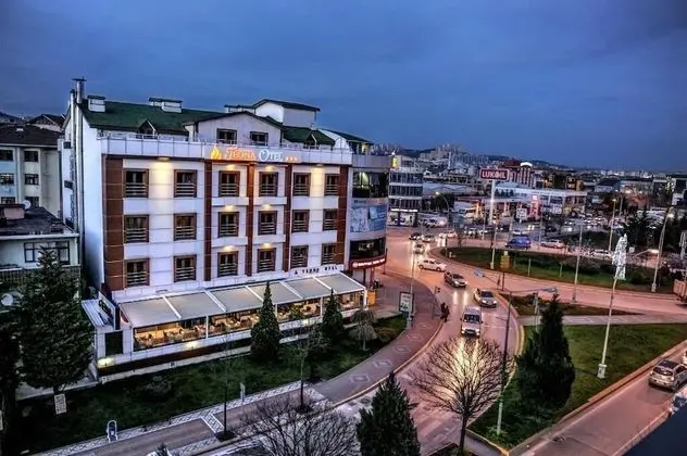 Teona Hotel - Dış Mekan