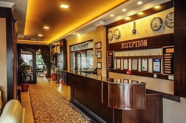 Teona Hotel - Lobi