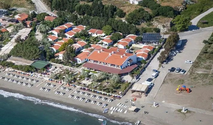 Teos Ormancı Tatil Köyü