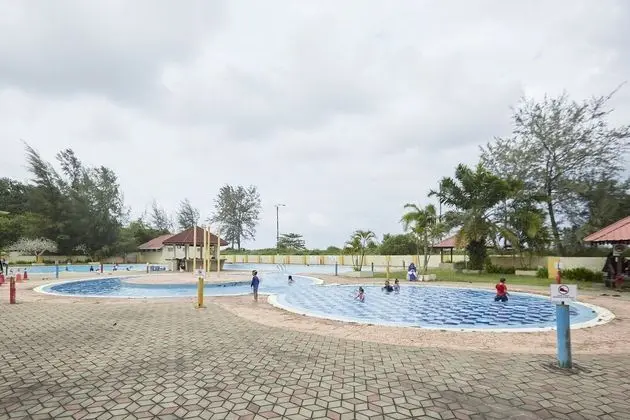 Terengganu Equestrian Resort - Havuz