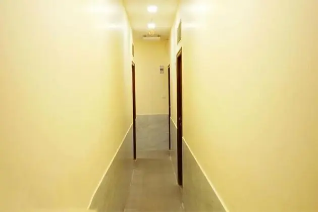 Hotel Terminus Square - Lobi