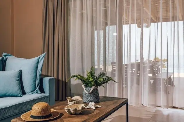 Terra Lucis Mountain Residences Mare Villa - Oda
