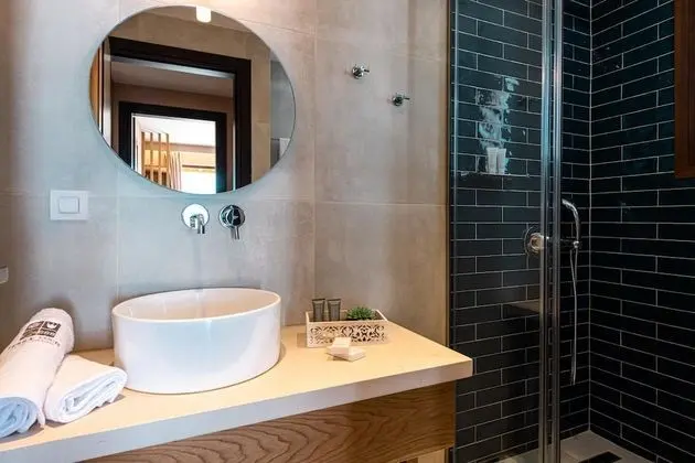 Terra Lucis Mountain Residences Mare Villa - Oda