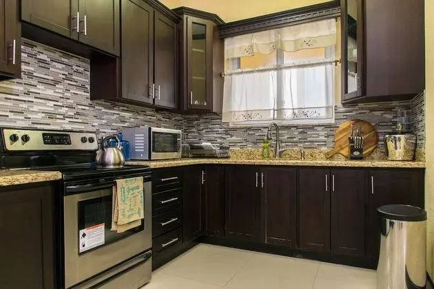 Terrabella 19 by Pro Homes Jamaica - Mutfak