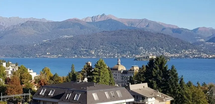 Terrace Lake View in Stresa - Oda
