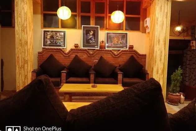 Hotel Terracotta And Rooftop Resturant - Lobi