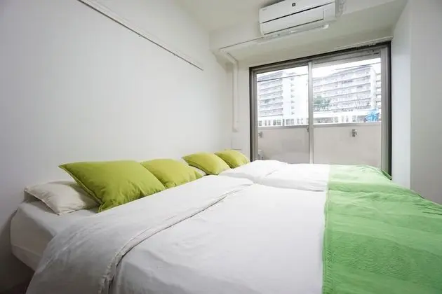 Terry's Apartment Namba West I E02C
