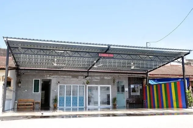 Teruntum 96 Guesthouse