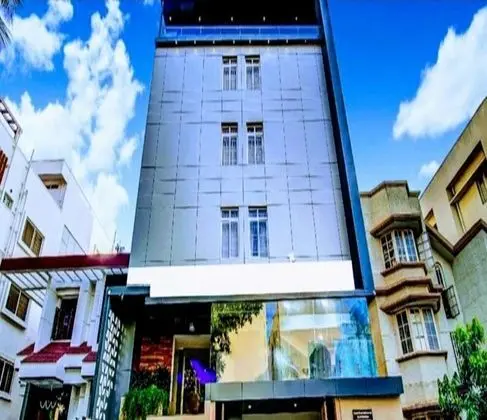 Tetrad Hotel