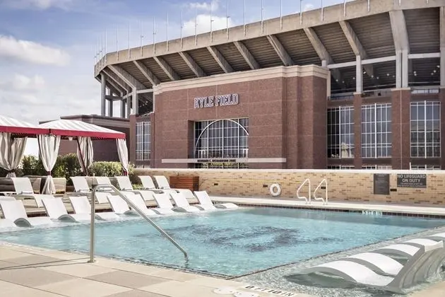 Texas A&M Hotel and Conference Center - Havuz