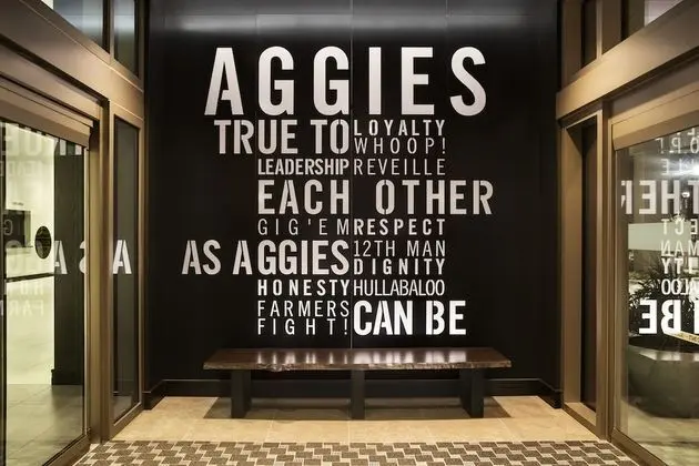 Texas A&M Hotel and Conference Center - Lobi