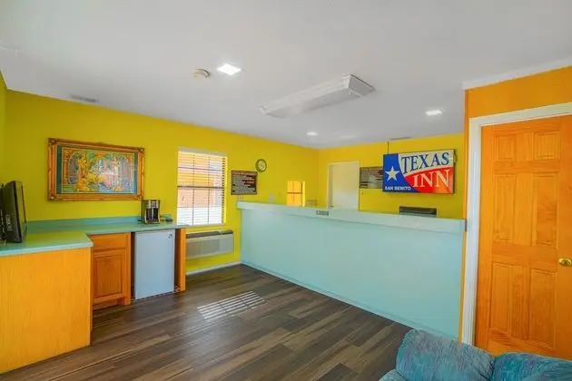 Texas Inn San Benito By OYO near Harlingen, US Hwy 83 - Lobi