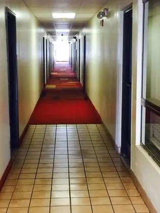 Texas Inn & Suites - İç Mekan