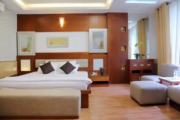 Tha La Hotel - Öne Çıkan Resim