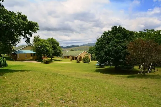 Thaba Tsweni Lodge and Safaris