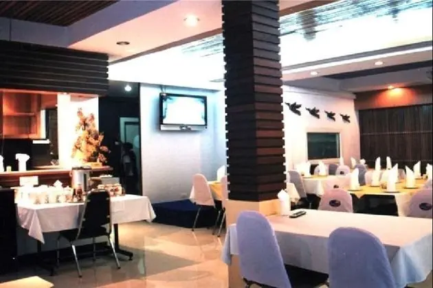 Thai Inter Hotel - Yerinde Yemek