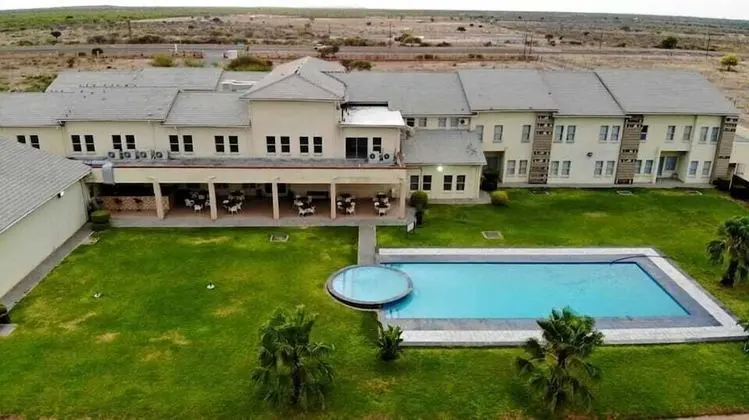 Thakadu Hotel, Casino & Conference Centre