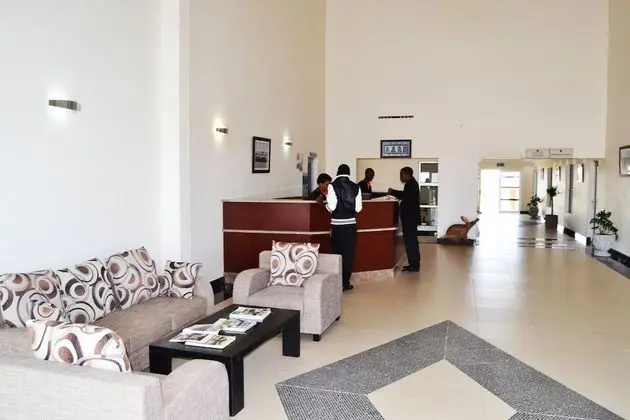 Thakadu Hotel, Casino & Conference Centre - Lobi
