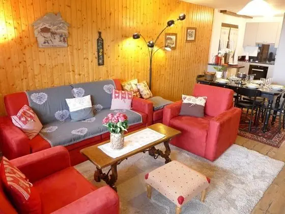 Thalia Lens in Lens With 2 Bedrooms and 3 Bathrooms - Oda