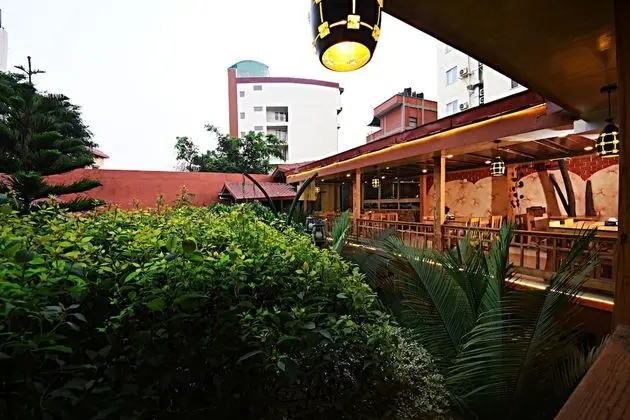Hotel Thamel Park - Dış Mekan