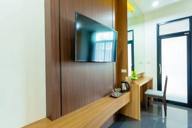 THANBURI HOTEL