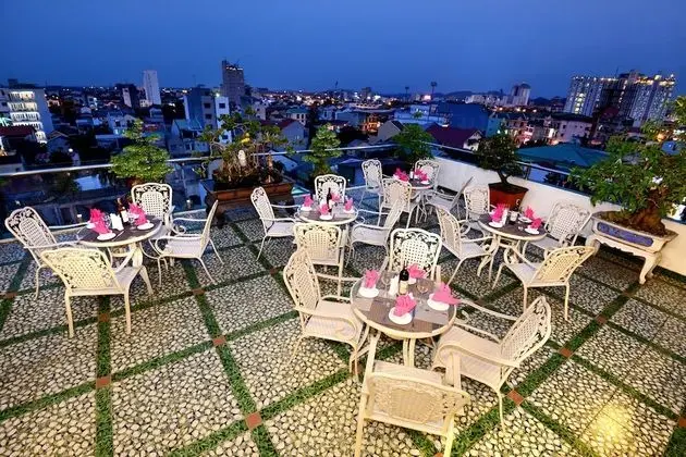 Thanh Lich Hue Hotel