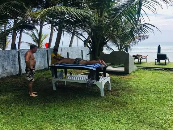 Tharanga Surfing Villa - Spa