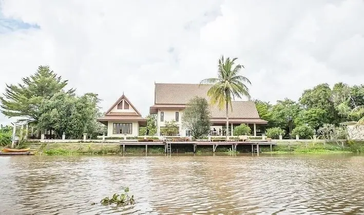 Tharnrarin Villa Suphan Buri