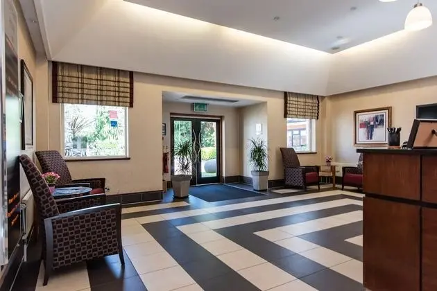 Thatcher's Hotel - Lobi