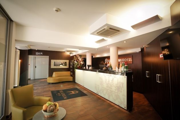 The Atrium HotelFotoğrafı