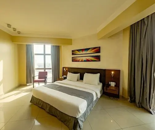 The Avenue Suites - Oda