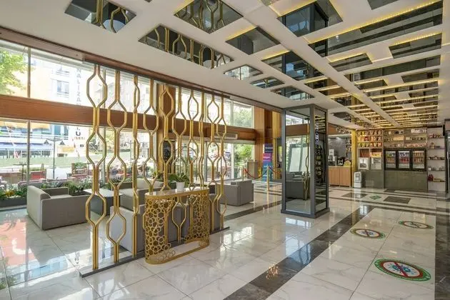 The Bostanci Hotel - Lobi