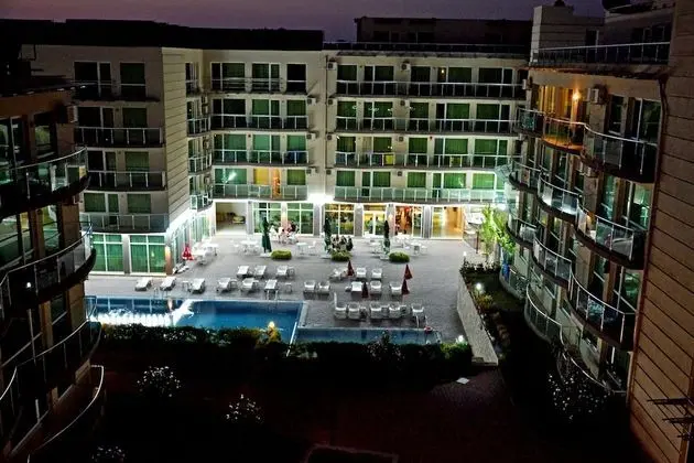 The Clara Hotel - Havuz