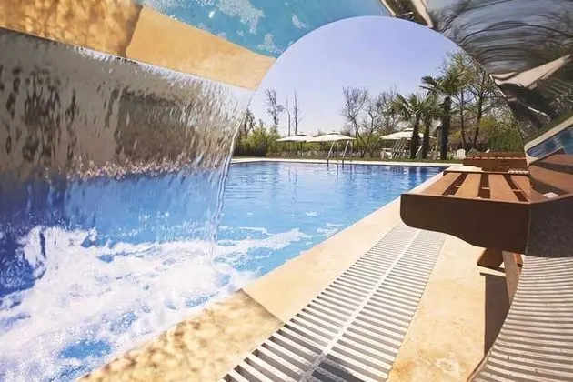 The Escape Hotel - Havuz