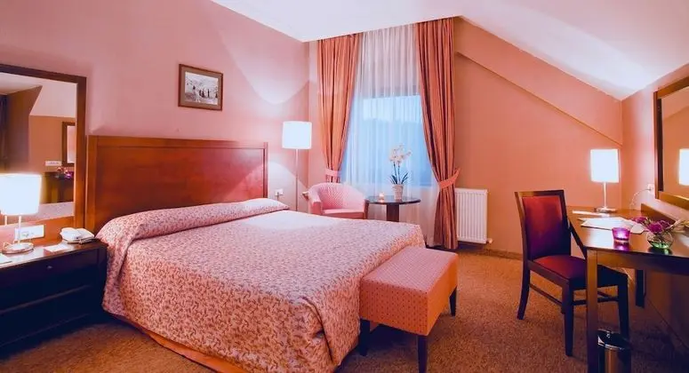 The Green Park Kartepe - 8