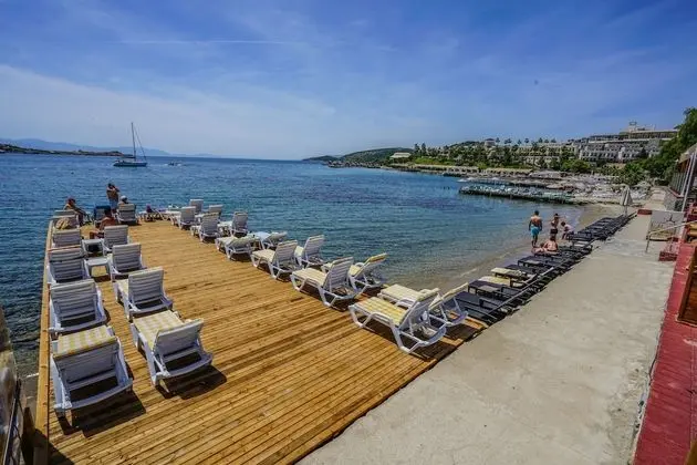 The Luvi Hotel – All Inclusive - Plaj