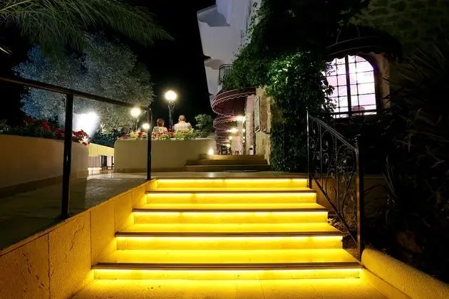 The PINEHILL Hotel & Suites - Dış Mekan