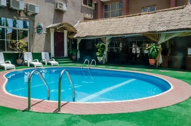 The Prestige Villa Kano - Havuz