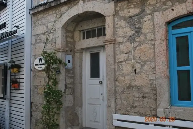 The White Alacati - Genel