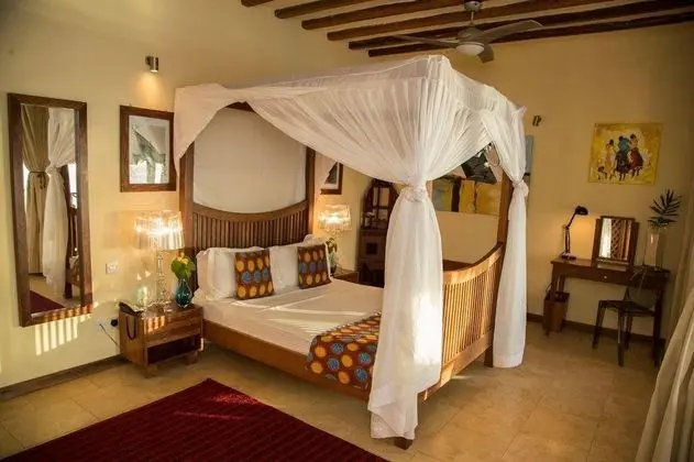 The Z Hotel - Genel