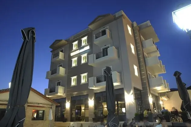 Theasis - Dış Mekan