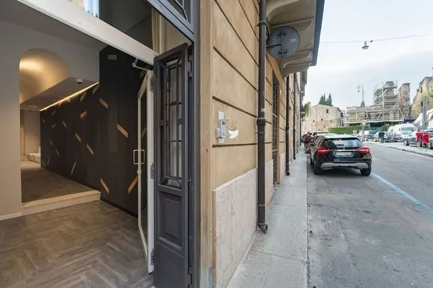 Theatrum Rooms and Apartments - Dış Mekan