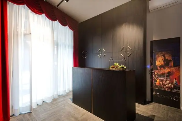 Theatrum Rooms and Apartments - Lobi