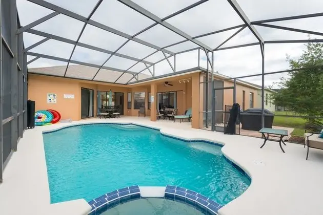 Themed Rooms, Pool, Spa & Games Room - Havuz