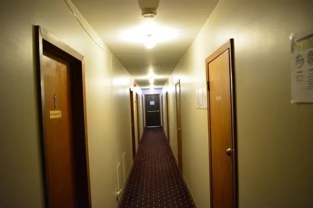 Theodore Motor Hotel - İç Mekan