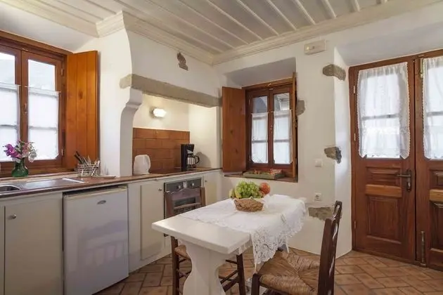 Theologos Houses - Mutfak