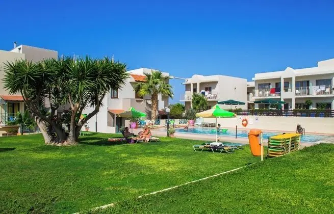 Theoni Apartments - Dış Mekan