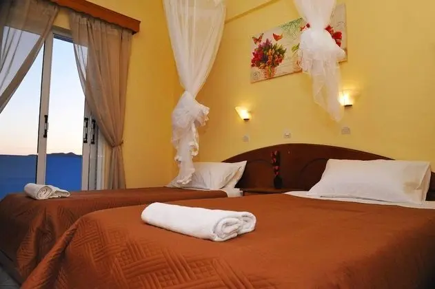 Theophilos Blue 3 BED Apartment