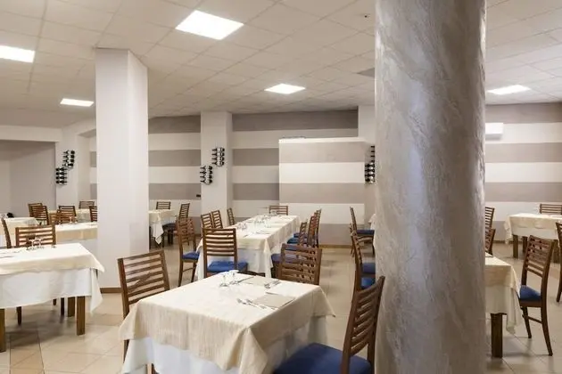 Hotel Theotokos - Yerinde Yemek