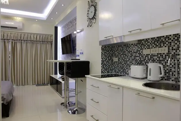 ThepThip ArtDeco Apartments - Mutfak